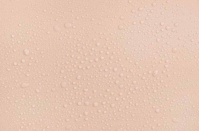 Lightweight Foundations with Buildable Coverage: Your Guide to a Natural Look